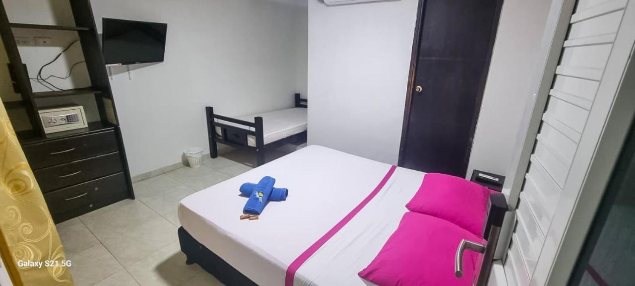 Hostel Stingray San Andrés Esterno foto