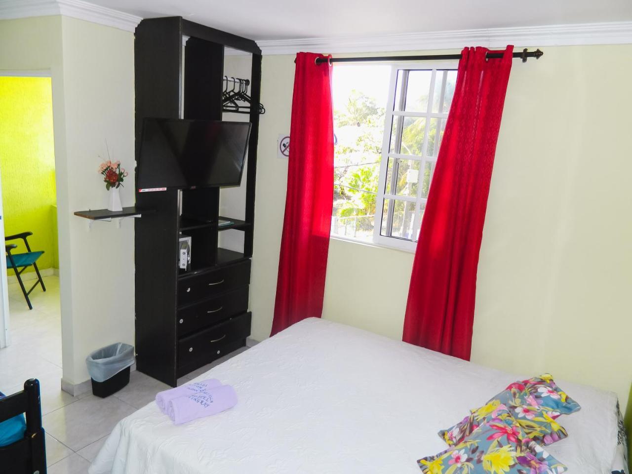Hostel Stingray San Andrés Esterno foto